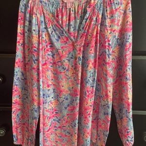 Beautiful silk blouse, excellent condition!